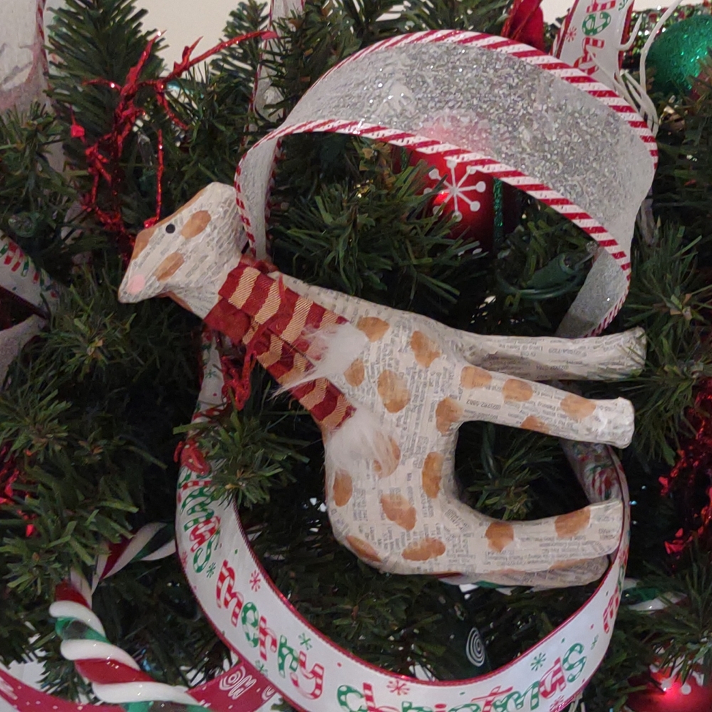 4 animal ornaments